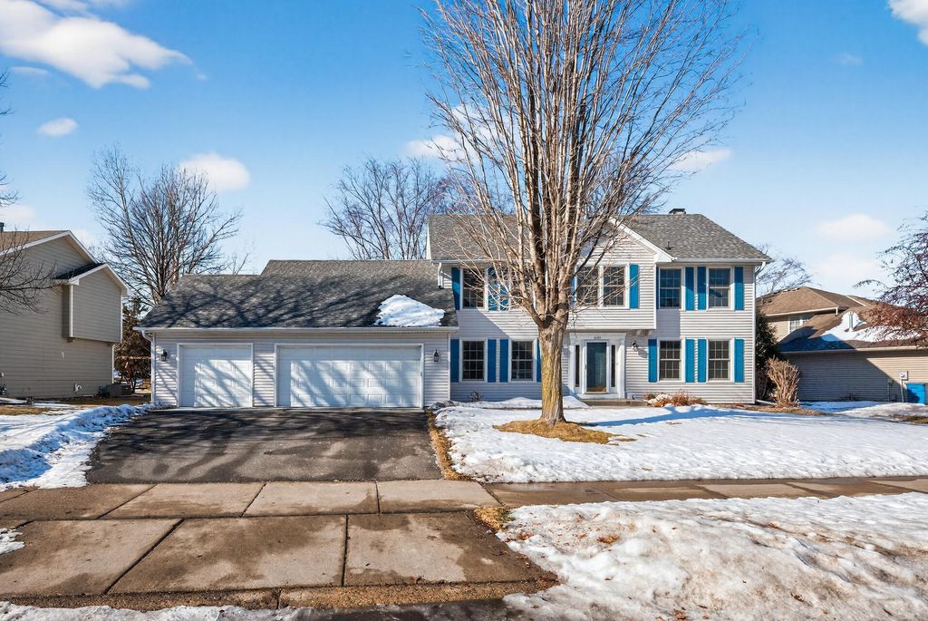 Photo of 640 Hackmore Drive, Eagan, MN 55123 (MLS # 7010929)