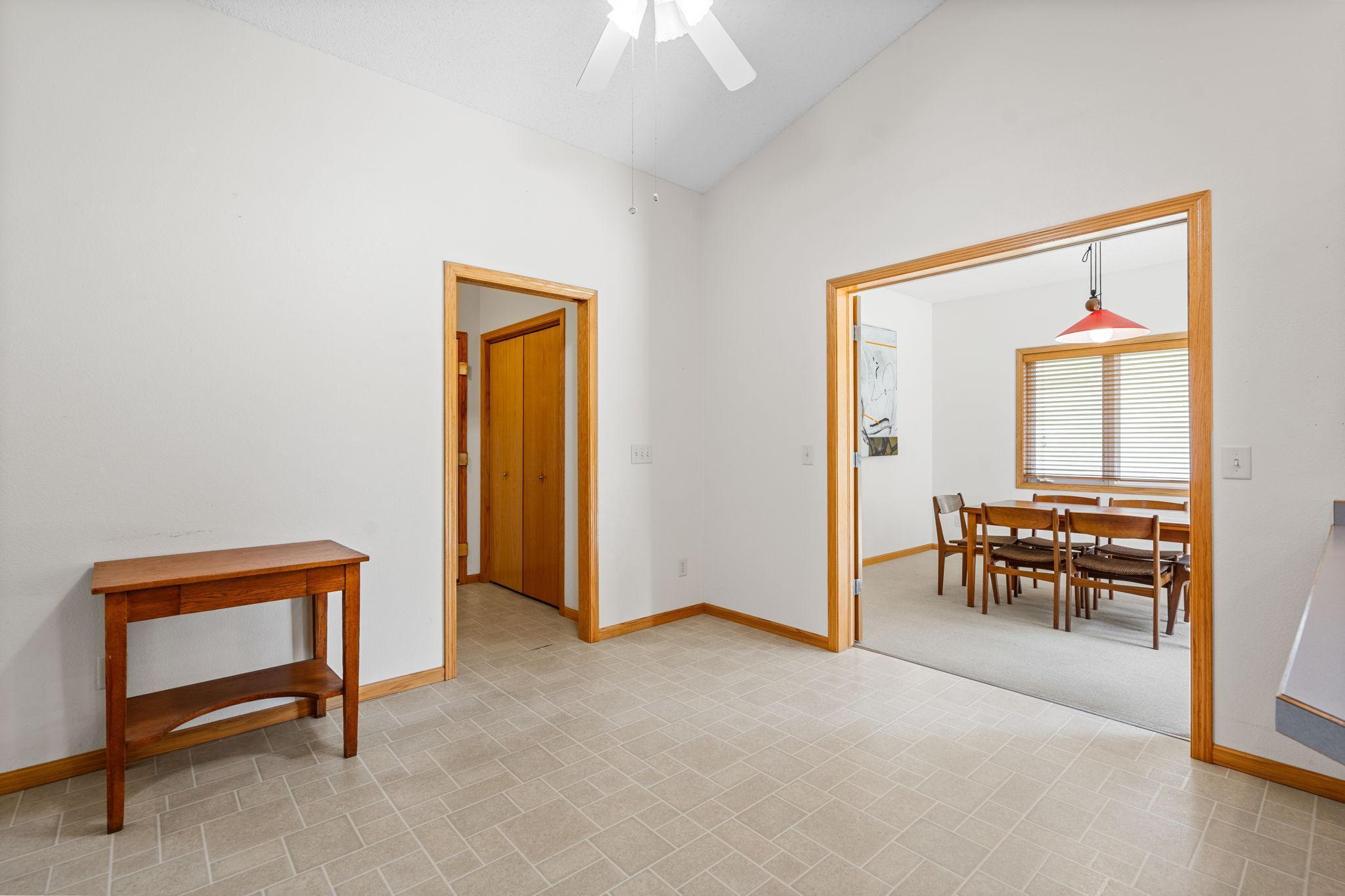 Owatonna, Minnesota 55060, United States, 3 Bedrooms Bedrooms, ,3 BathroomsBathrooms,Residential,Active,177442