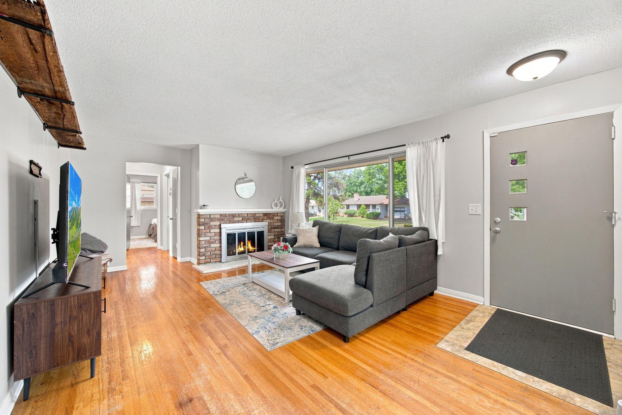 5719 Northport Drive - Photo 4