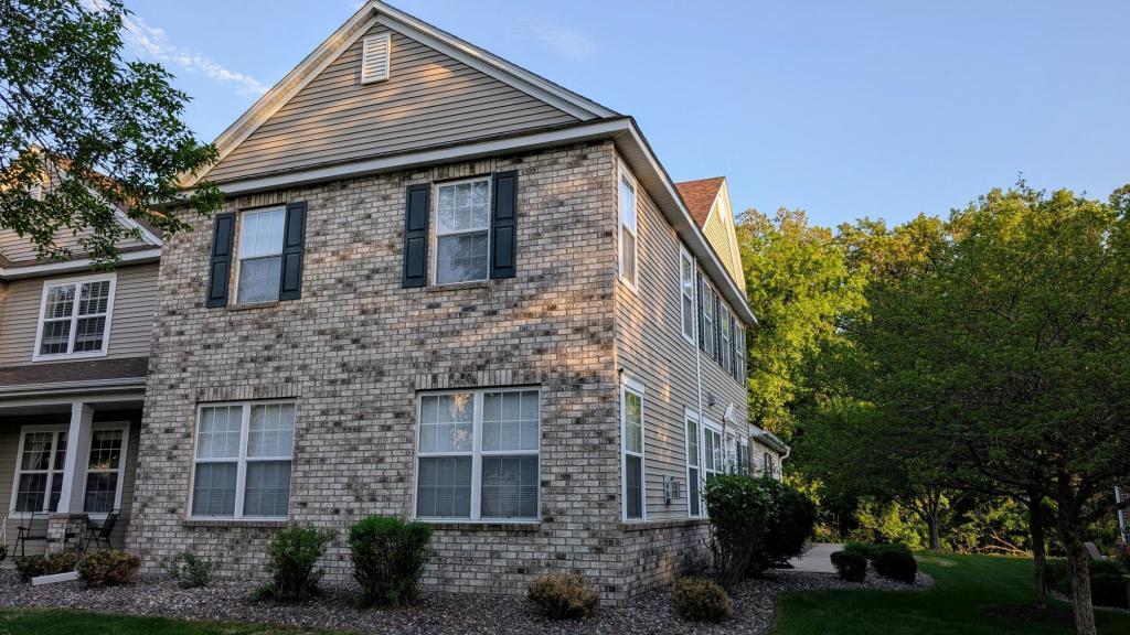 10623 171st Avenue NW