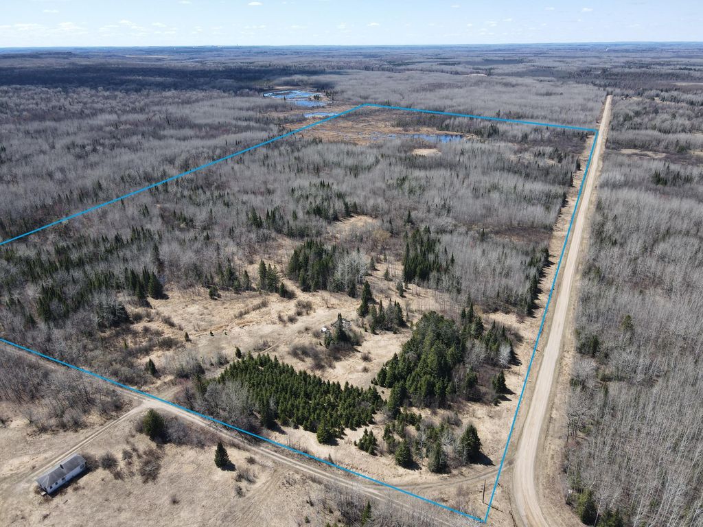 Photo of 10354 County Road 553, Nashwauk, MN 55769 (MLS # 7066617)