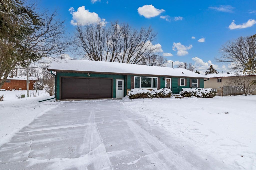 Photo of 380 Barry Drive, Owatonna, MN 55060 (MLS # 6826903)