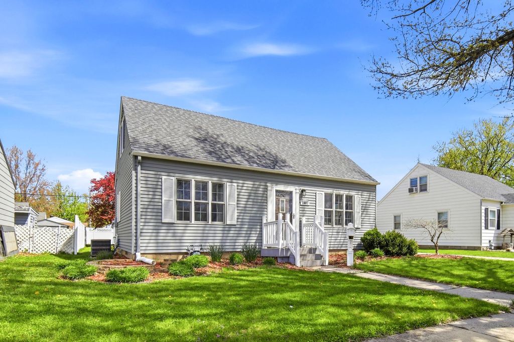 Photo of 1801 2nd Avenue SE, Austin, MN 55912 (MLS # 7065024)