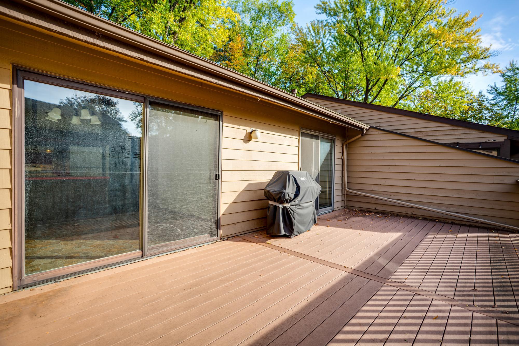 472 W Eagle Lake Drive