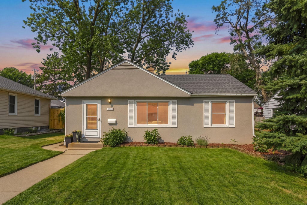 Photo of 6816 Washburn Avenue S, Richfield, MN 55423 (MLS # 7118205)