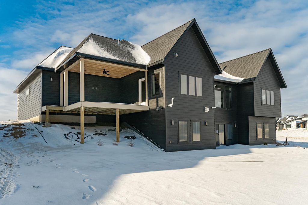 Photo of 3327 Bella Terra Road NE, Rochester, MN 55906 (MLS # 6708490)