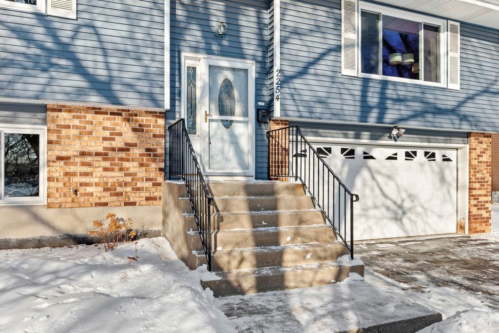 Photo of 2254 Pennsylvania Avenue S, Saint Louis Park, MN 55426 (MLS # 7004742)