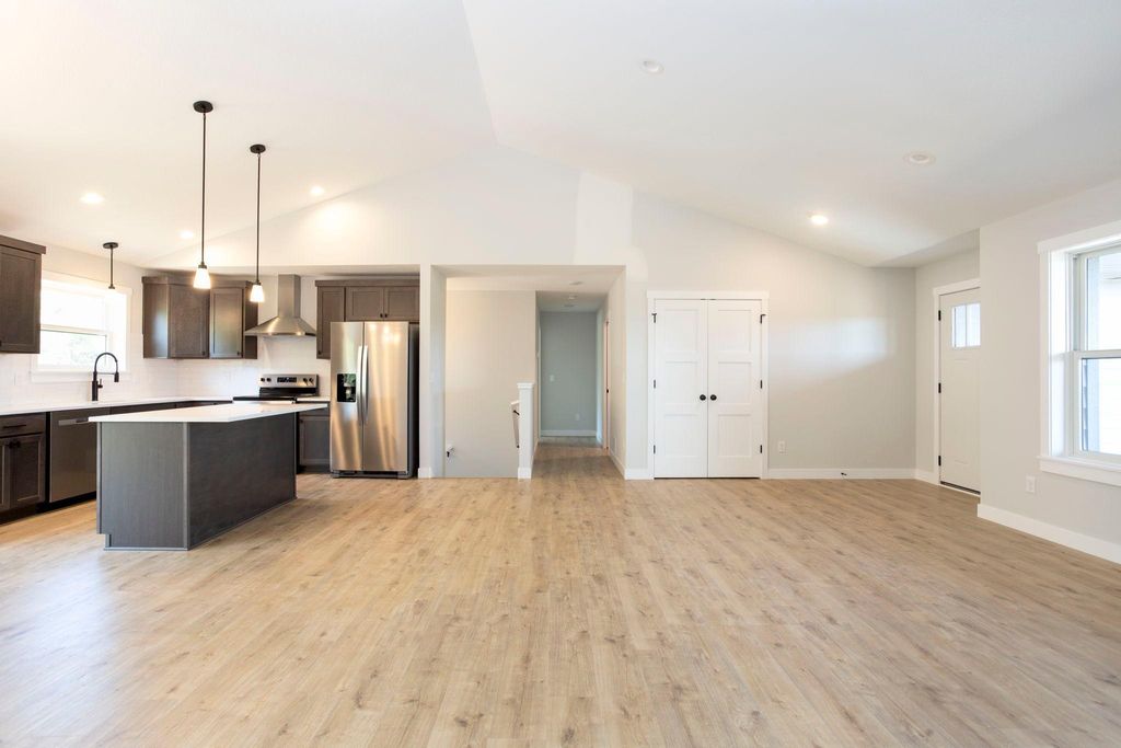 Photo of 251 Saddle Ridge Lane, Troy Twp, WI 54022 (MLS # 7019870)