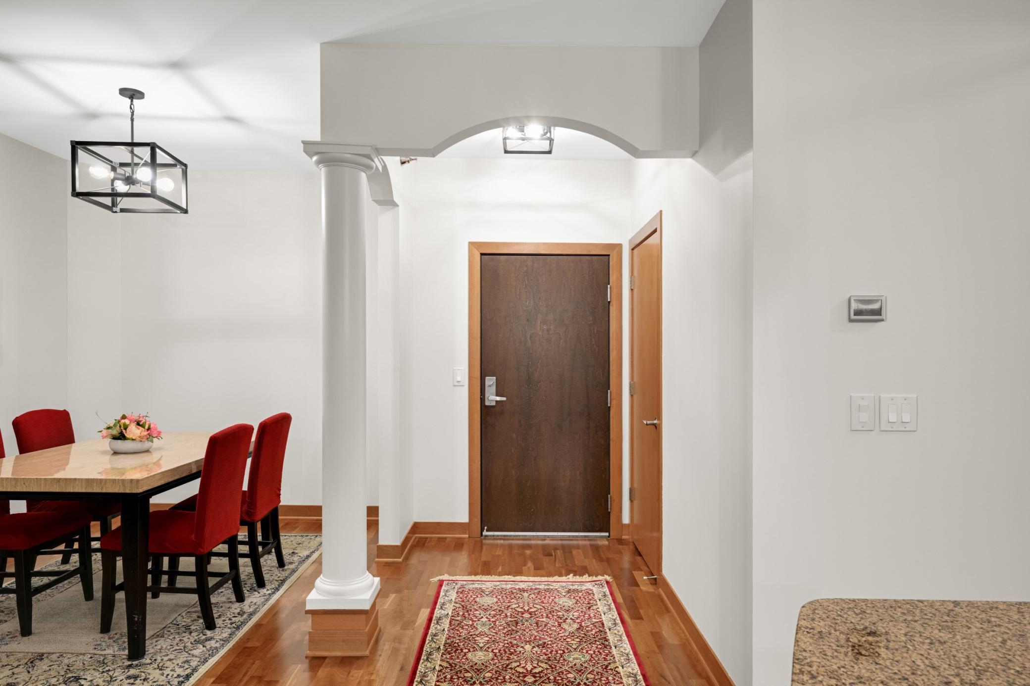 317 Groveland Avenue 301