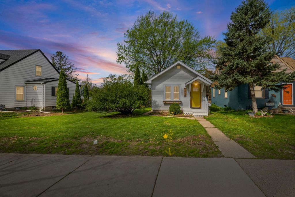 Photo of 3310 Taylor Street NE, Minneapolis, MN 55418 (MLS # 7047828)