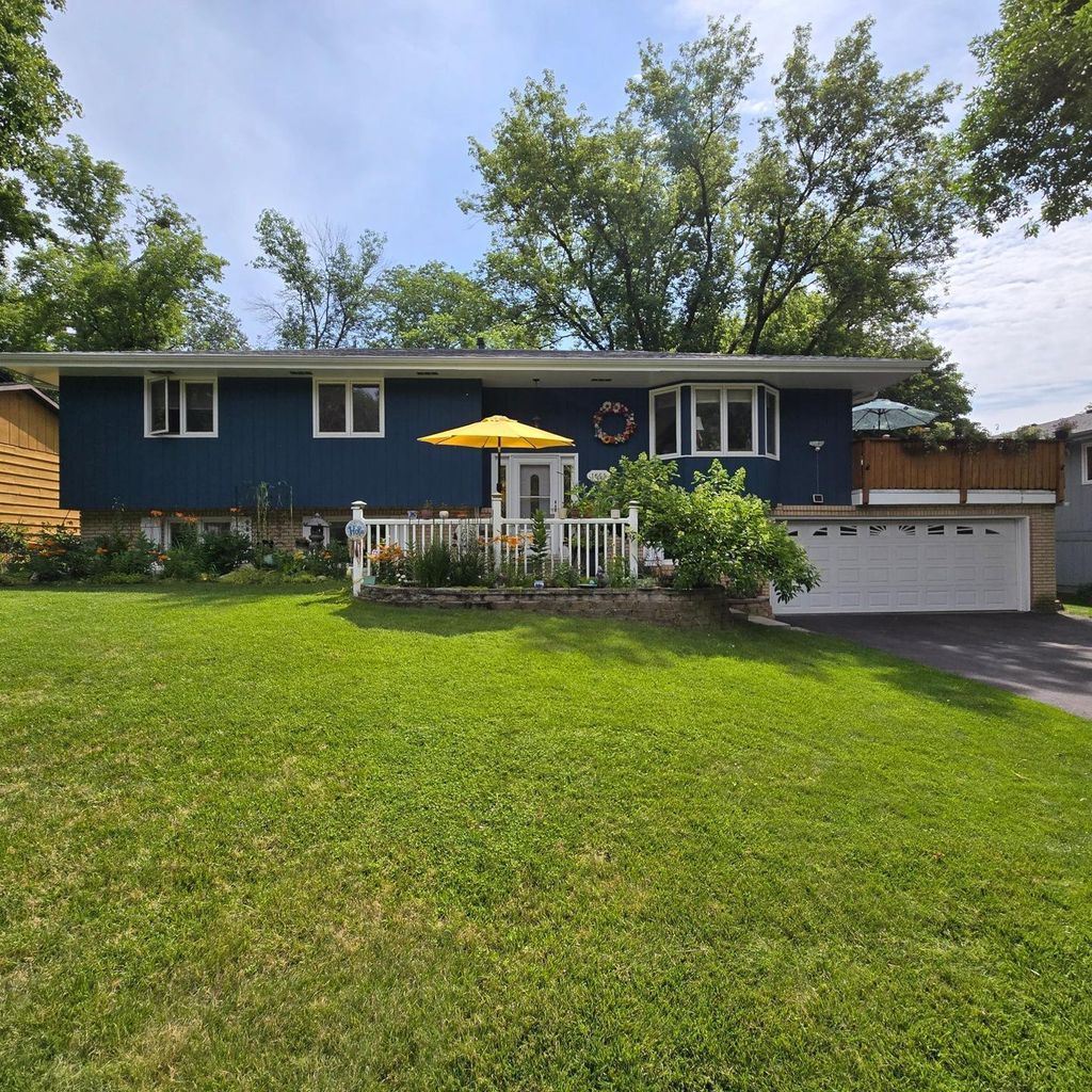 Photo of 1655 18th Avenue NW, New Brighton, MN 55112 (MLS # 7007964)