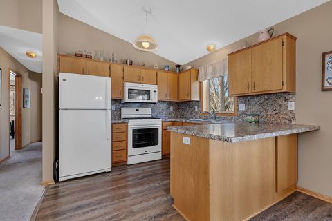 1819 Tyler Path Saint Cloud MN 56301