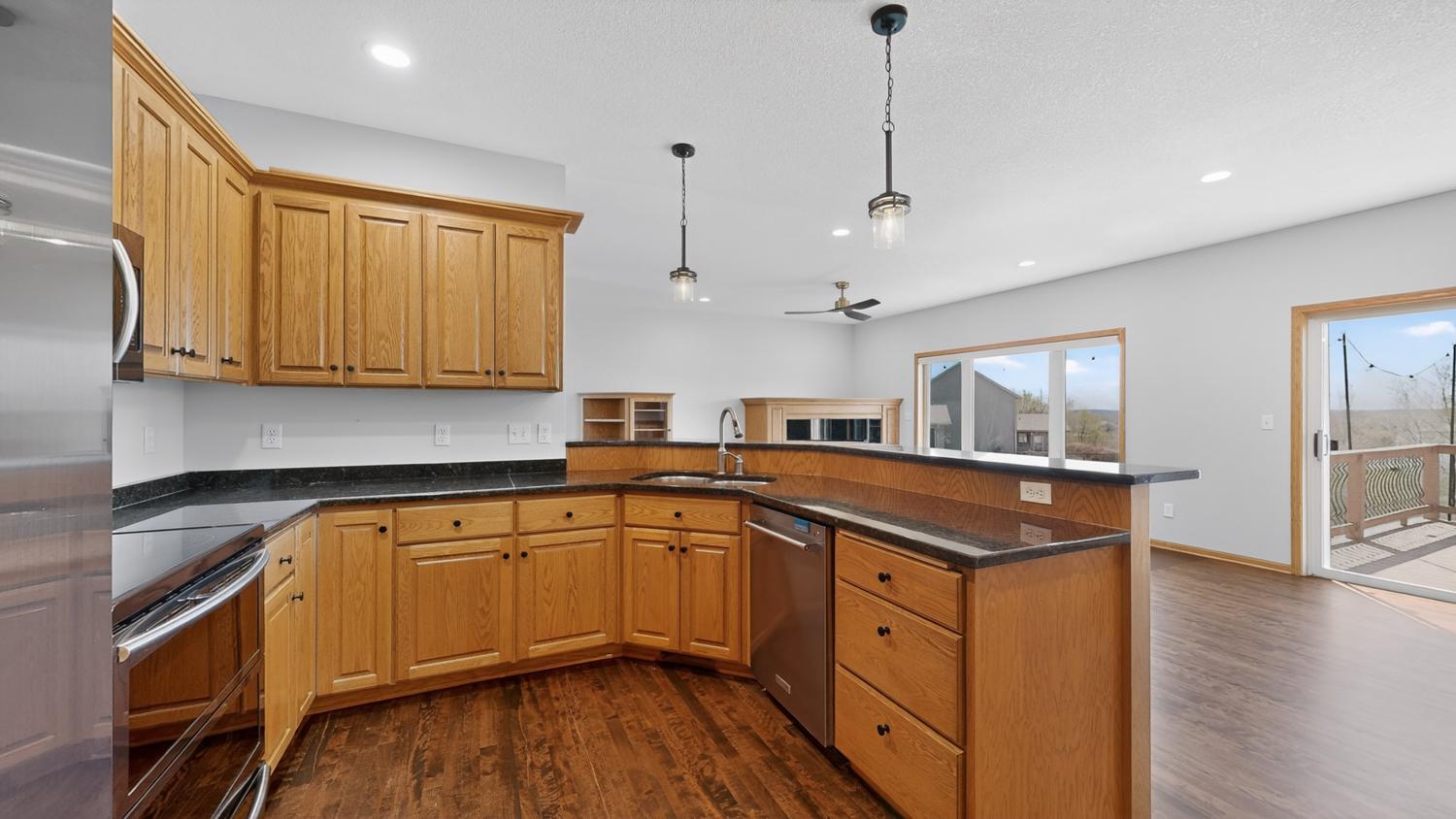 6389 Summit Pointe Road NW