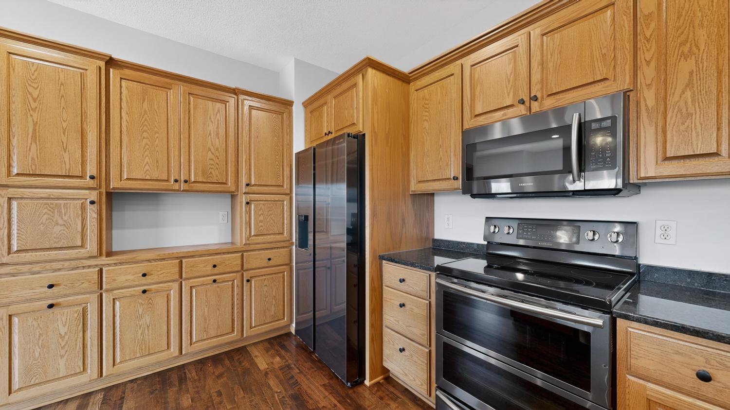 6389 Summit Pointe Road NW