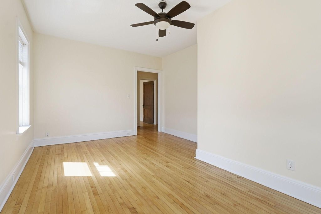 Photo of 214 E 19th Street #101, Minneapolis, MN 55403 (MLS # 7085580)
