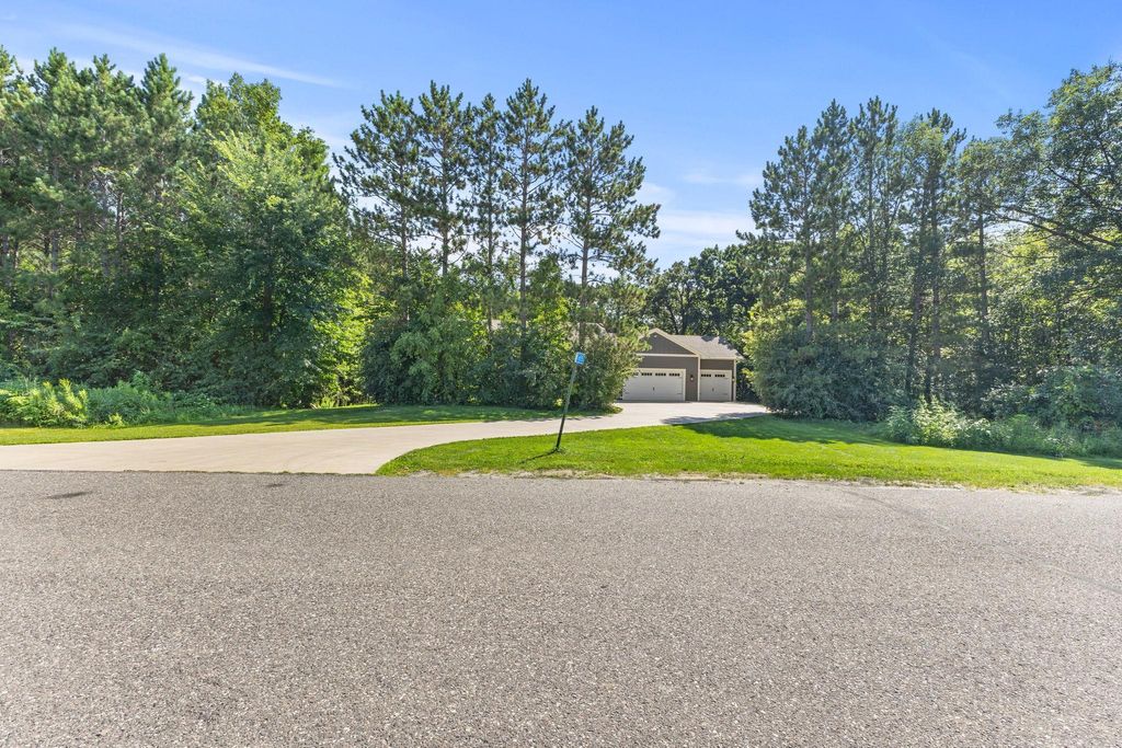 Photo of 655 55th Street NE, Buffalo, MN 55313 (MLS # 7039744)