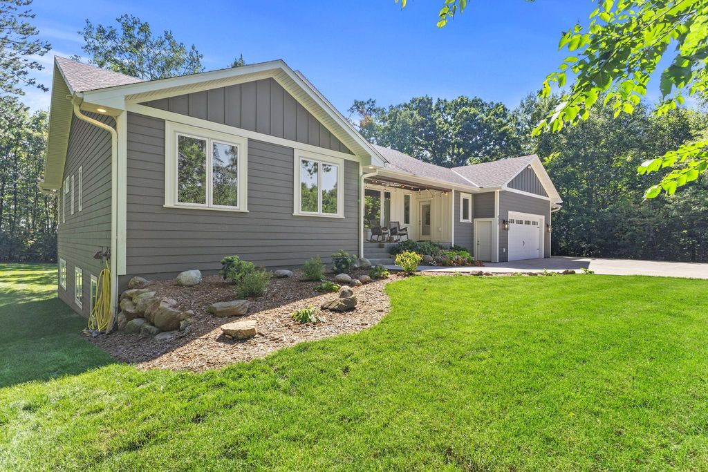 Photo of 655 55th Street NE, Buffalo, MN 55313 (MLS # 7039744)