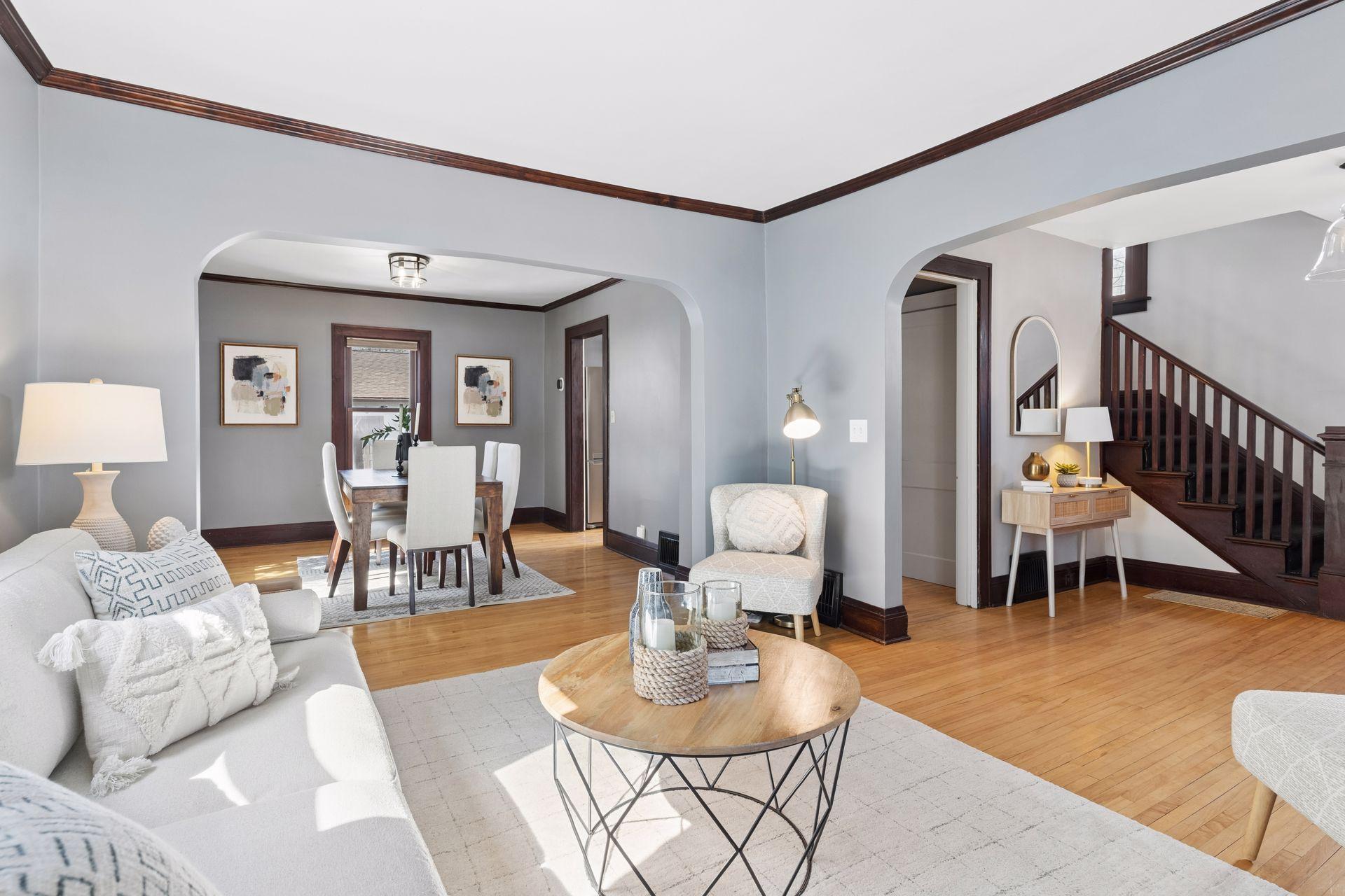 4618 Wentworth Avenue