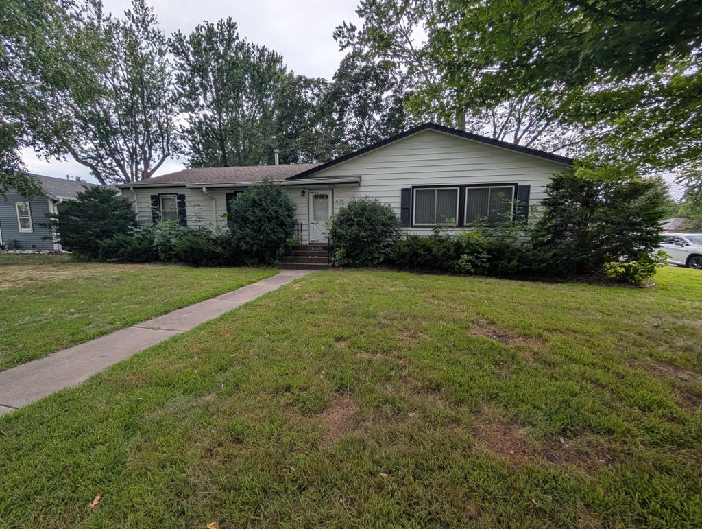 Photo of 6700 13th Avenue S, Richfield, MN 55423 (MLS # 7135813)