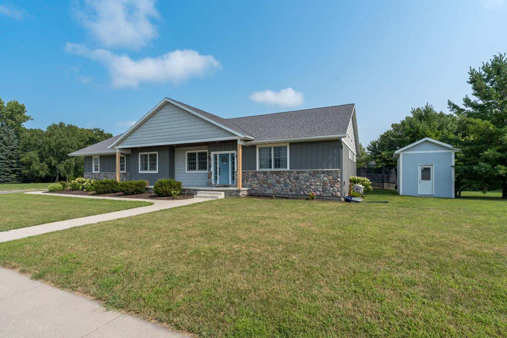 Photo of 2232 Coventry Lane, North Mankato, MN 56003 (MLS # 7128857)