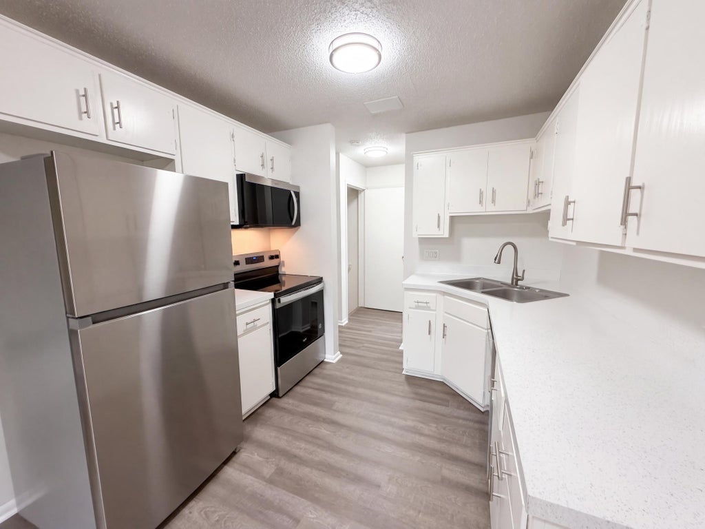 Photo of 15393 Trillium Circle, Eden Prairie, MN 55344 (MLS # 7155666)