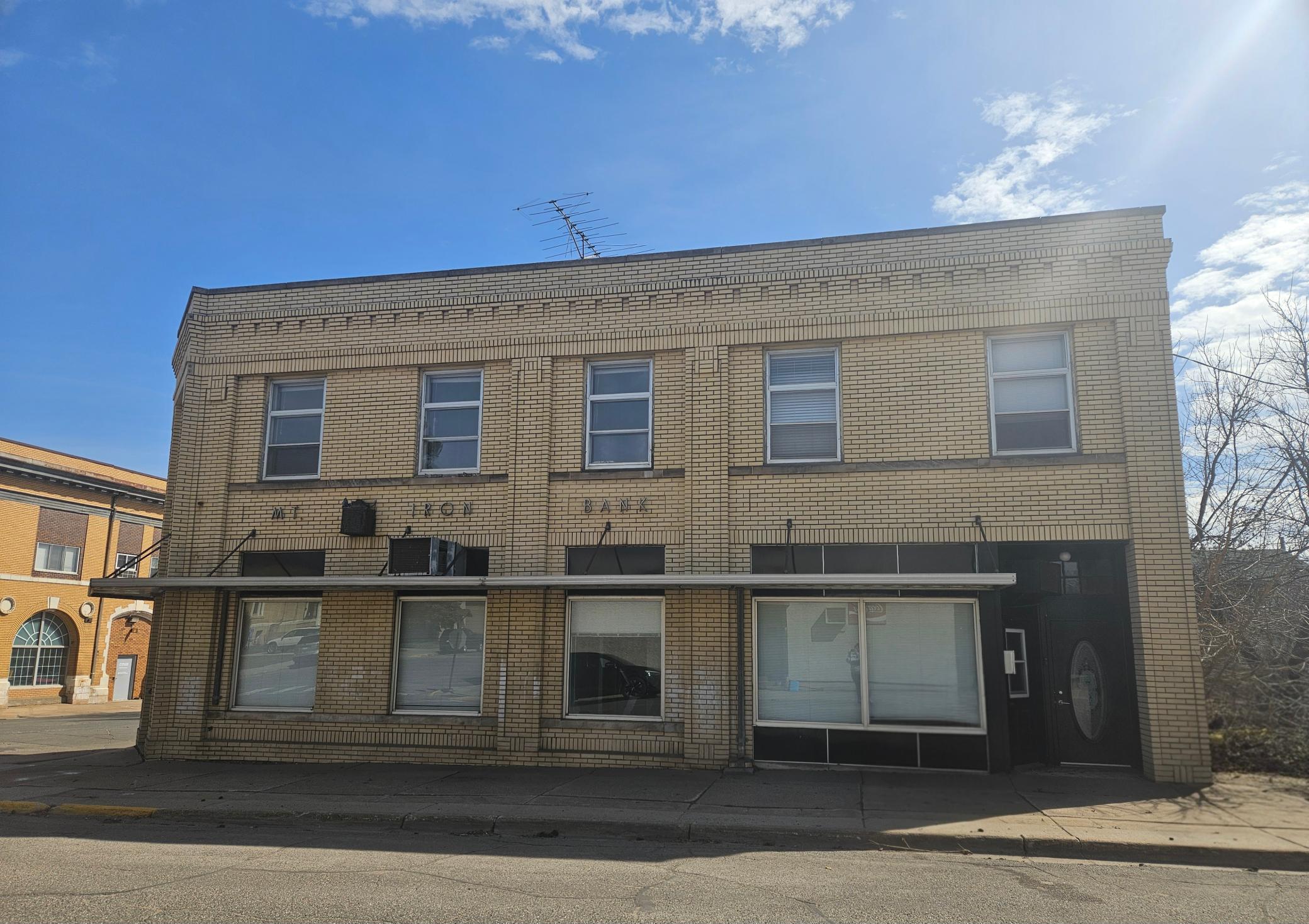 8880 Main