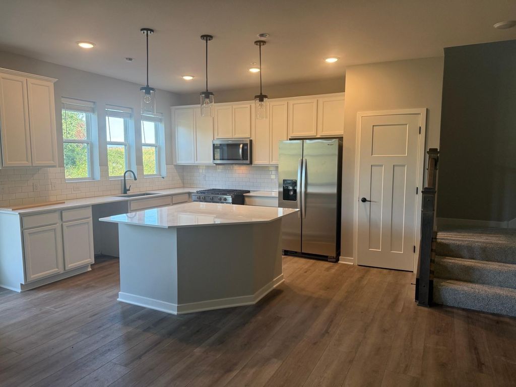 Photo of 14971 Avondale View, Rosemount, MN 55068 (MLS # 6826737)