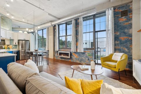 1901 E Hennepin Avenue 103 Minneapolis MN 55413