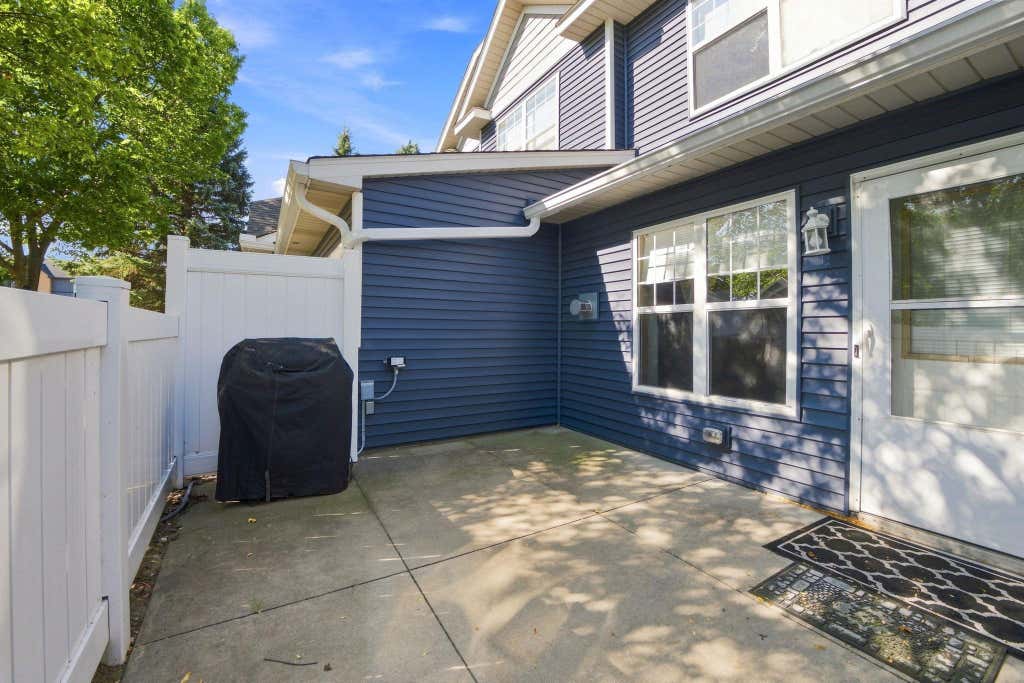 Photo of 410 Hickory Lane N, Oakdale, MN 55128 (MLS # 7128692)