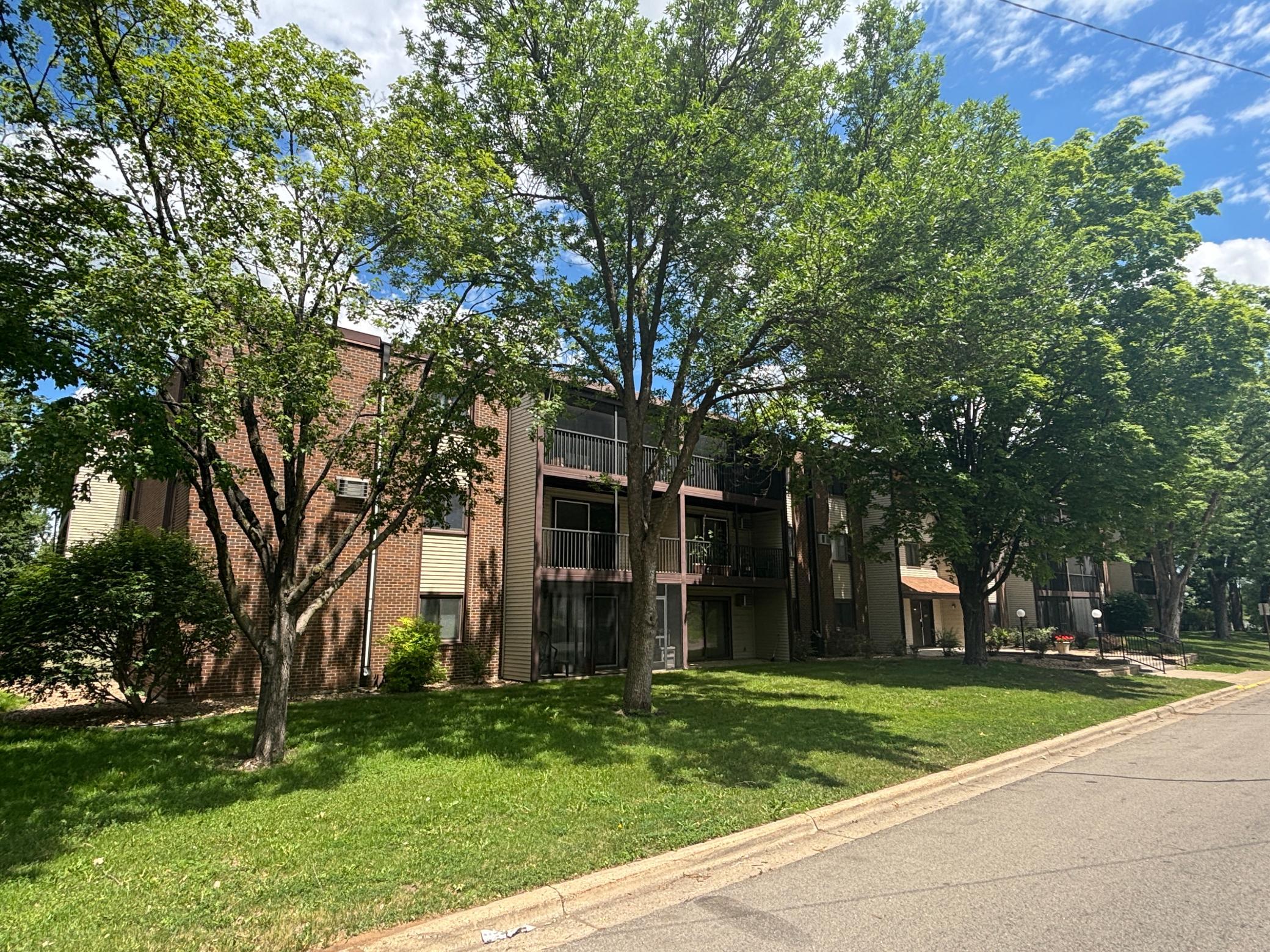 Photo 1 of 20 — 1340 9th Avenue S 315, Saint Cloud, MN 56301
