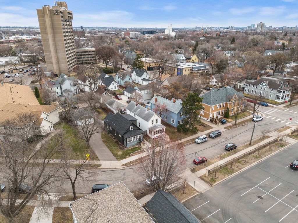 Photo of 1715 6th Street NE, Minneapolis, MN 55413 (MLS # 7047893)