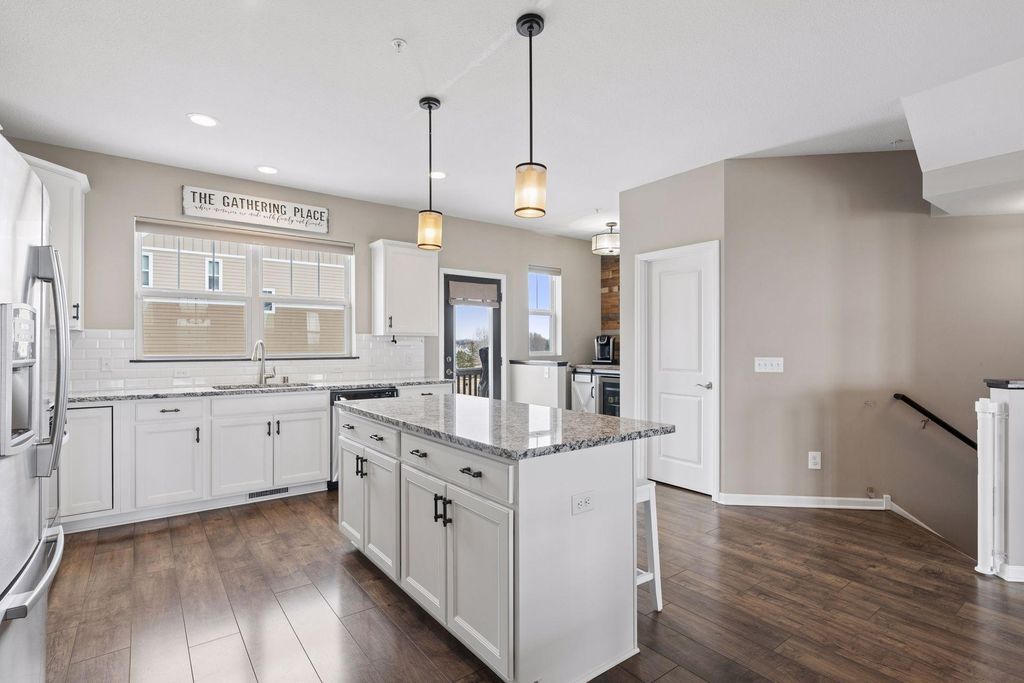 Photo of 15452 Eames Way, Apple Valley, MN 55124 (MLS # 7034113)