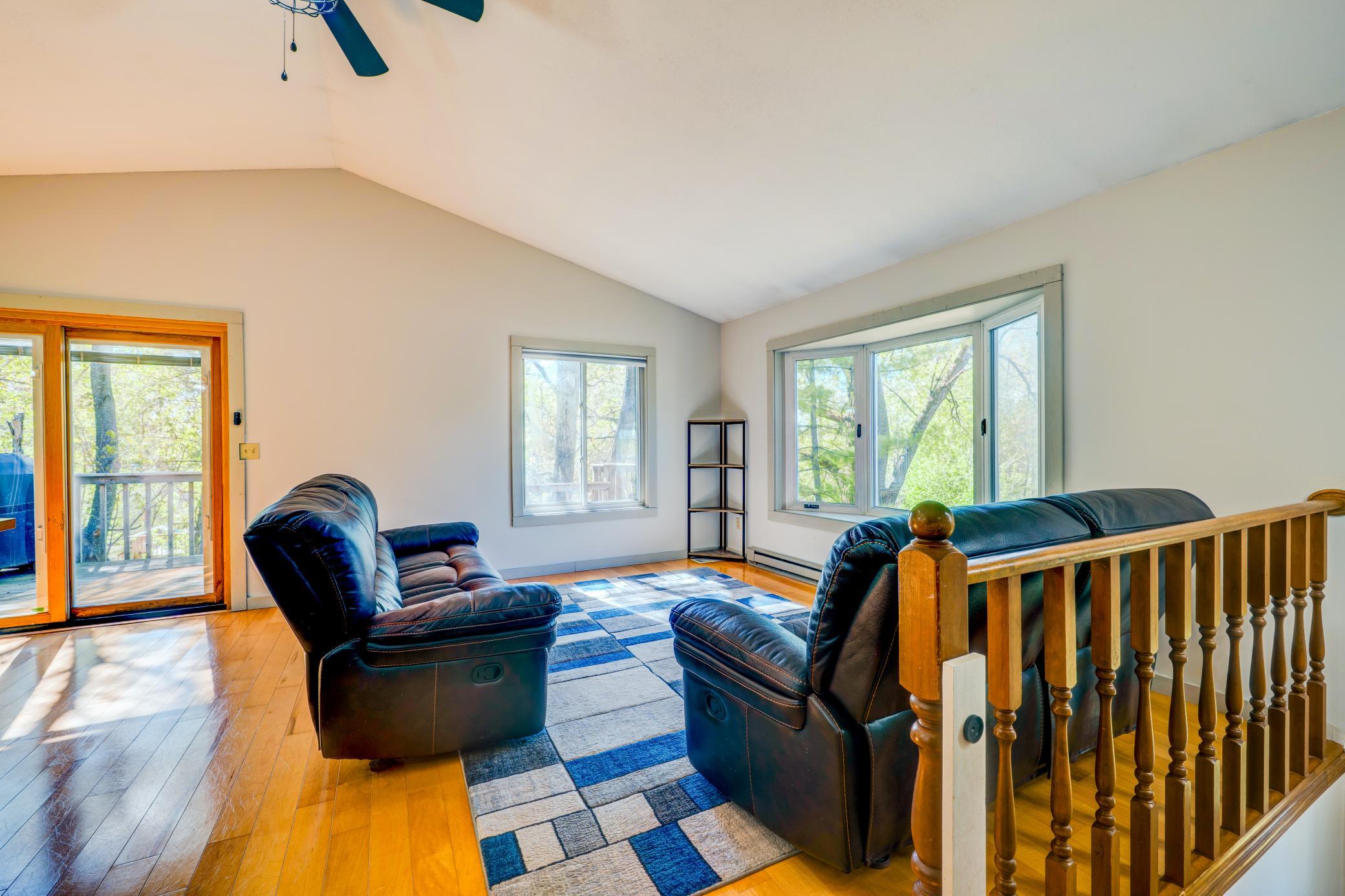 101 Summit Avenue W