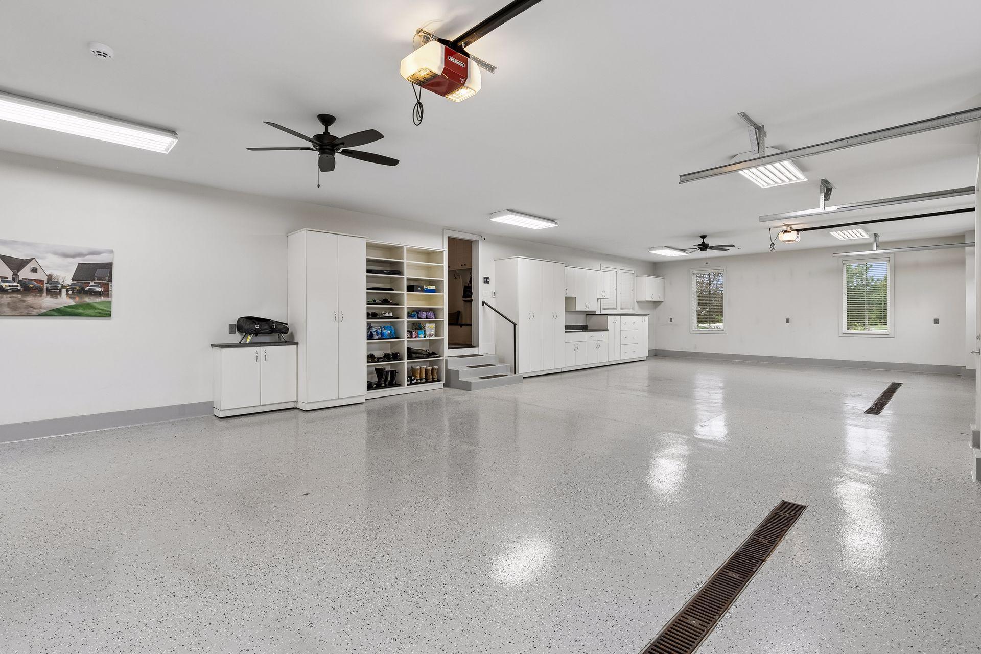 Prior Lake, Minnesota, 55372, United States, 4 Bedrooms Bedrooms, ,7 BathroomsBathrooms,Residential,Active,2052032