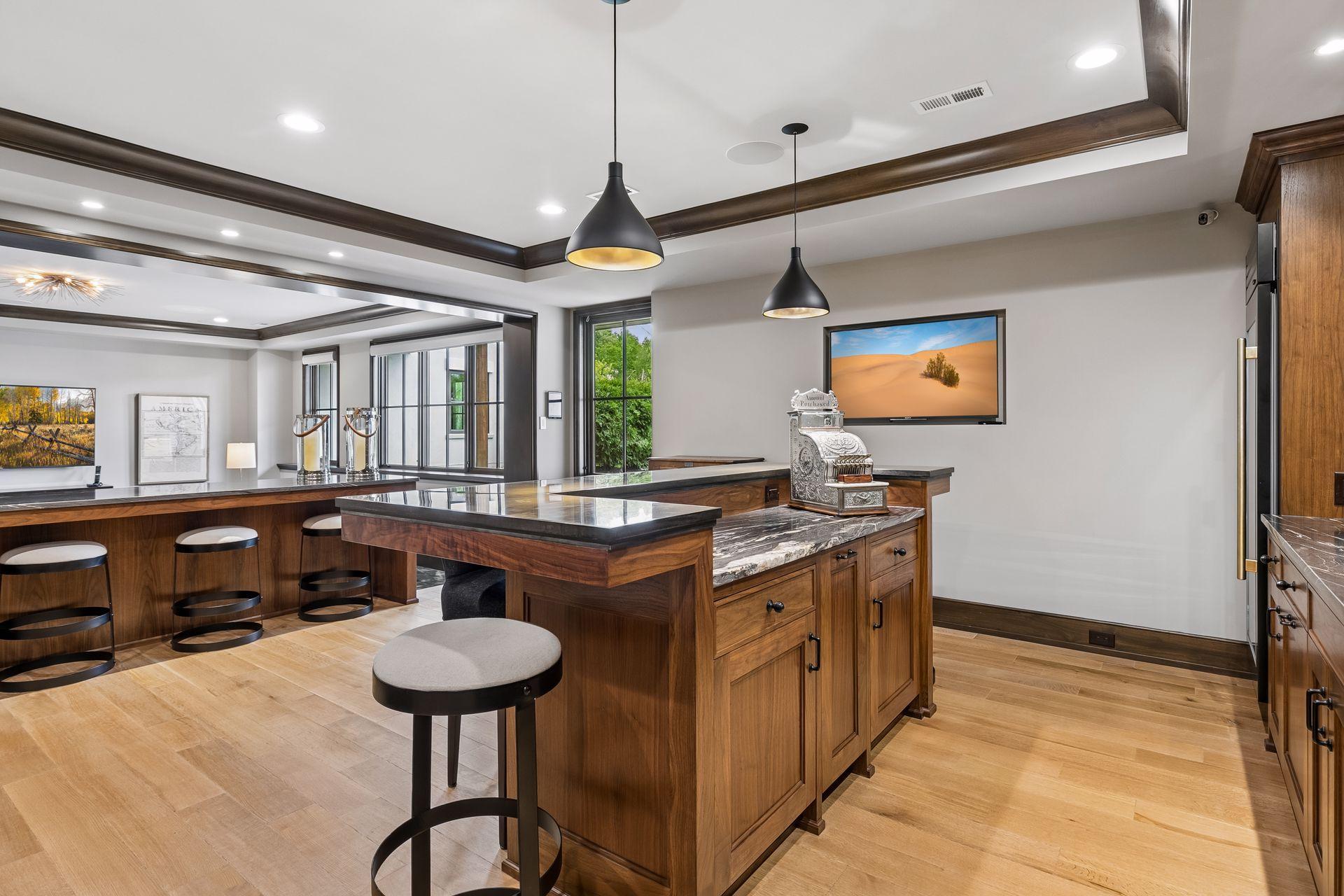 Prior Lake, Minnesota, 55372, United States, 4 Bedrooms Bedrooms, ,7 BathroomsBathrooms,Residential,Active,2052032
