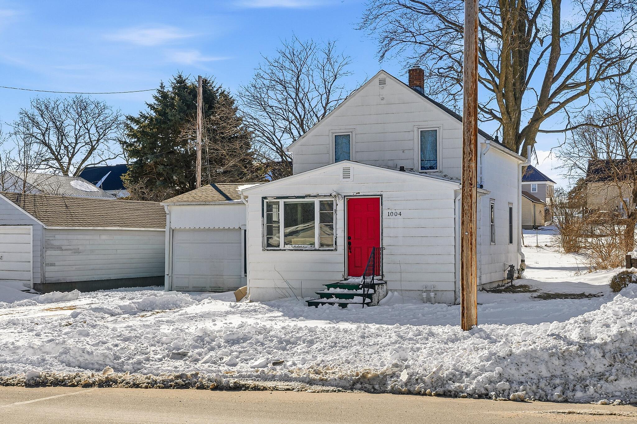1004 E Main Street