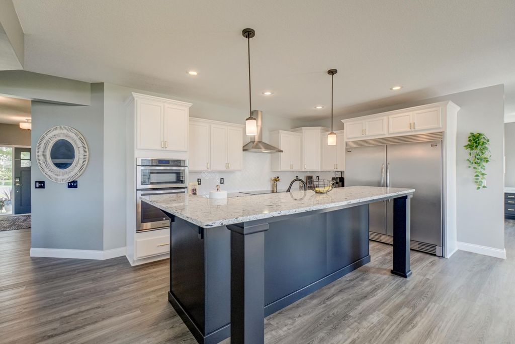 Photo of 5204 Porchlight Bay, Woodbury, MN 55129 (MLS # 7109671)