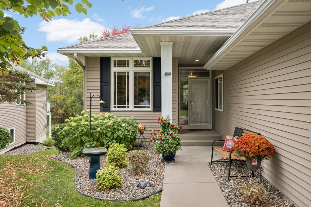Photo of 2321 Glacier Way, Hastings, MN 55033 (MLS # 7159485)
