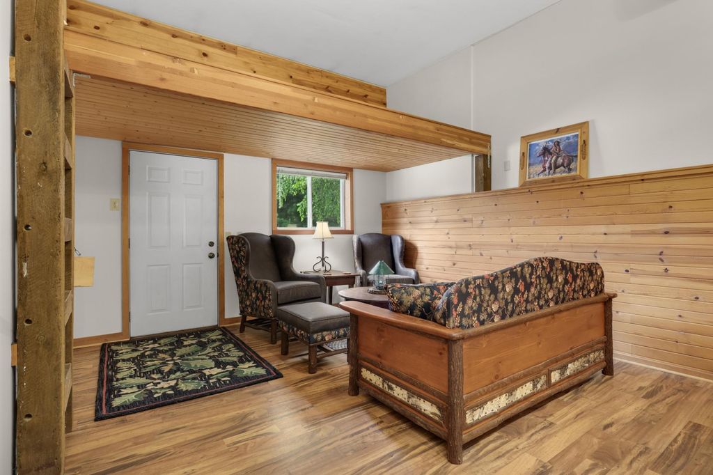 Photo of 15340 W Sunrise Circle, Eden Prairie, MN 55347 (MLS # 7104798)