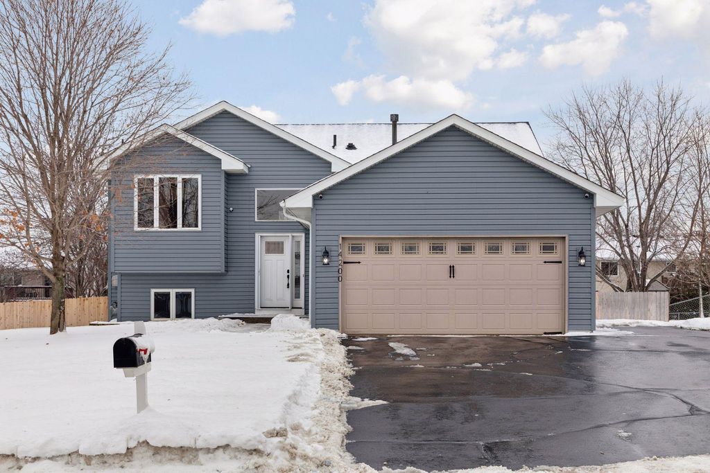 Photo of 14200 Belfast Court, Rosemount, MN 55068 (MLS # 7018571)