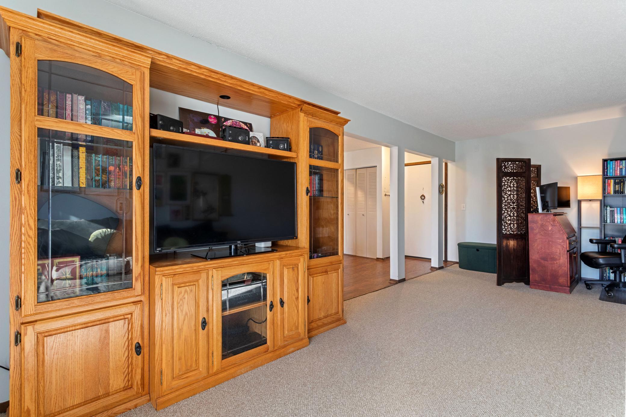 10750 Rockford Road 313