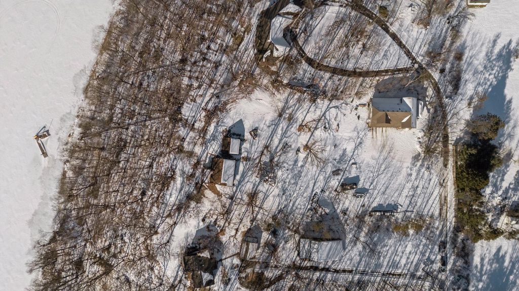 Photo of 1436 Triangle Drive, Houlton, WI 54082 (MLS # 7016501)