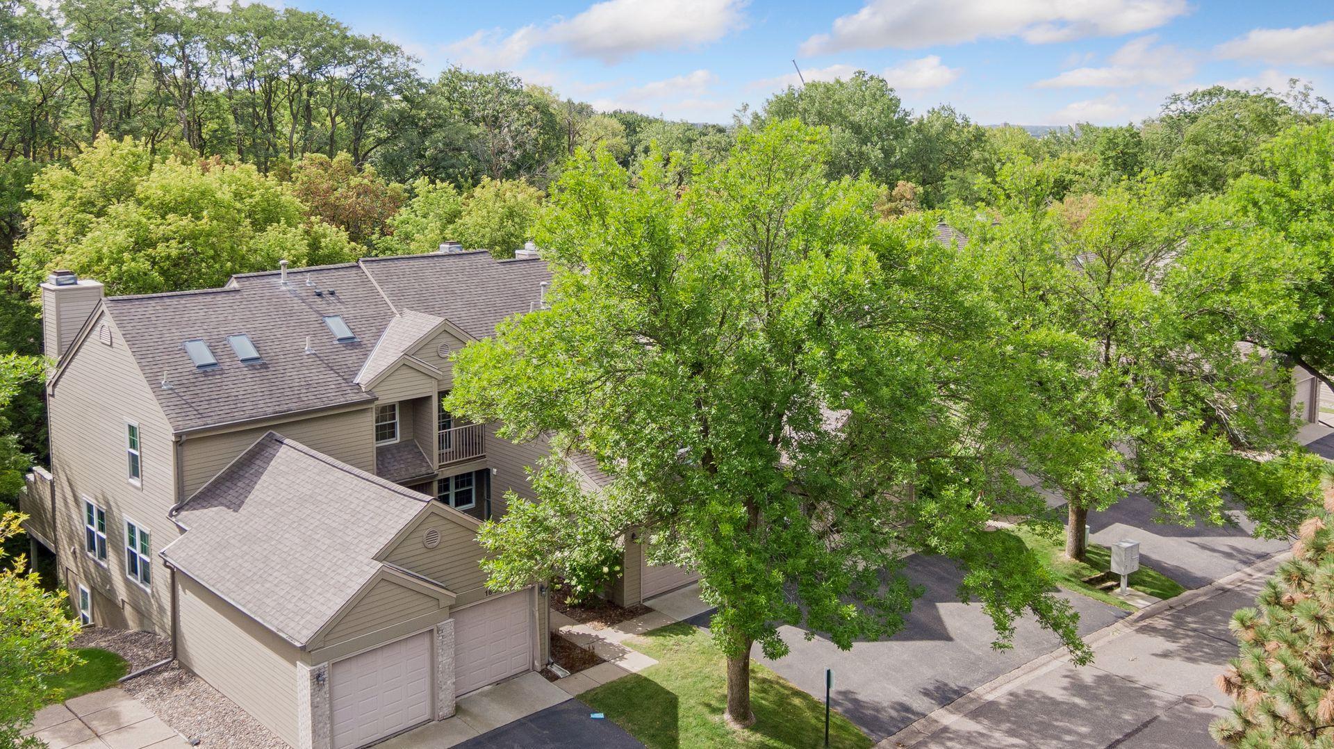 1640 Rose Hill Circle
