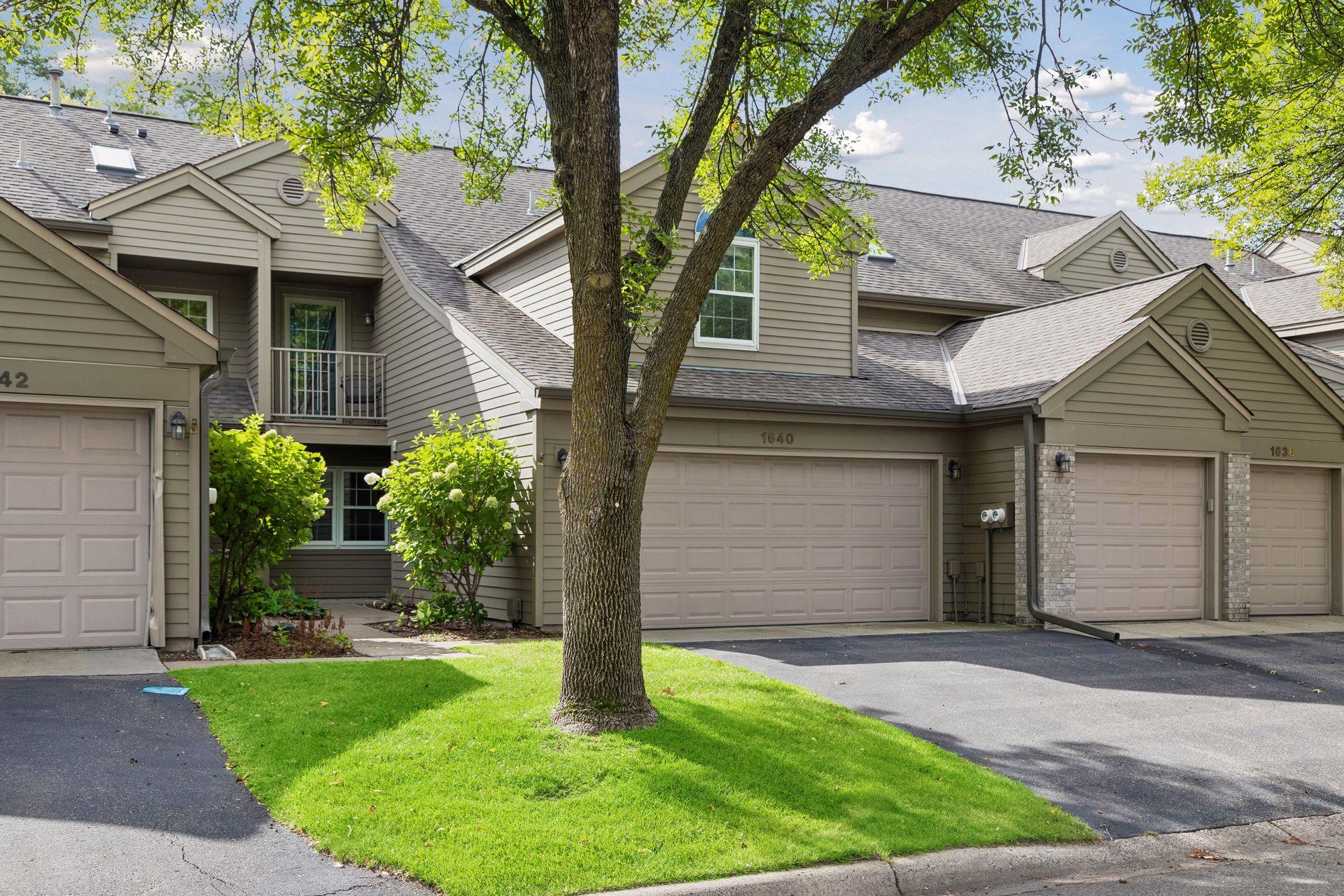 1640 Rose Hill Circle