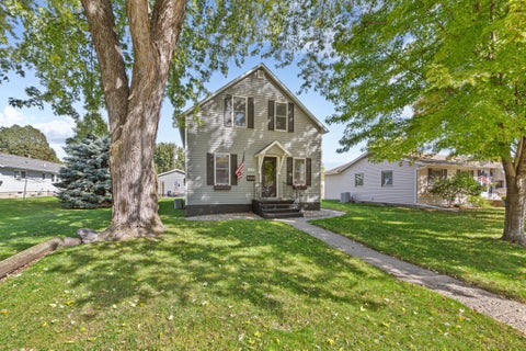 Photo of 1009 S Jefferson Street, New Ulm, MN 56073 (MLS # 7159584)
