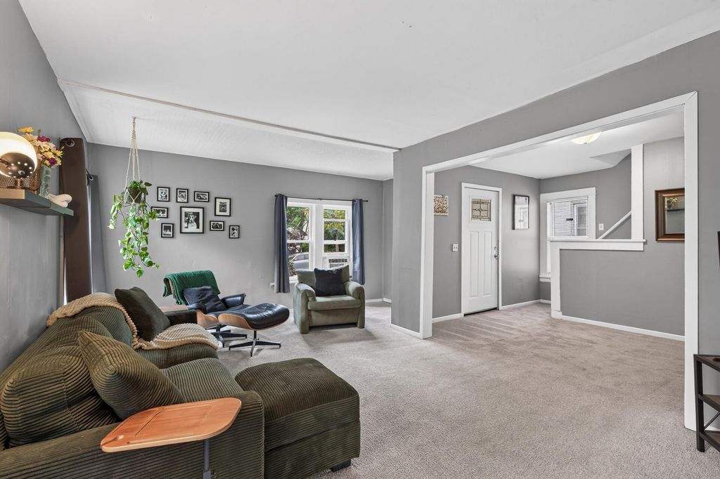 Photo of 3530 Oliver Avenue N, Minneapolis, MN 55412 (MLS # 7102490)