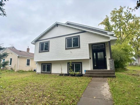 137 E Magnolia Avenue E Saint Paul MN 55117