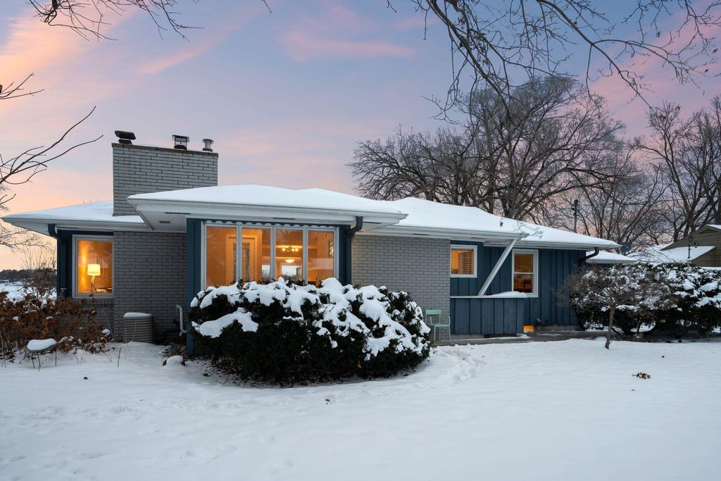 Photo of 5325 Twin Lake Boulevard E, Brooklyn Center, MN 55429 (MLS # 6822813)