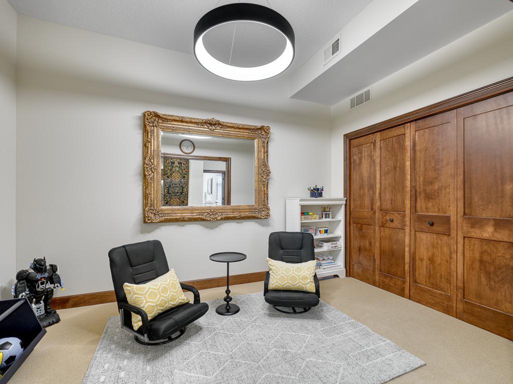 715 Linden St Unit 204, Saint Paul, MN, 55118, USA, 3 Bedrooms Bedrooms, ,3 BathroomsBathrooms,Condo,Contingent,715 Linden St Unit 204,6762730