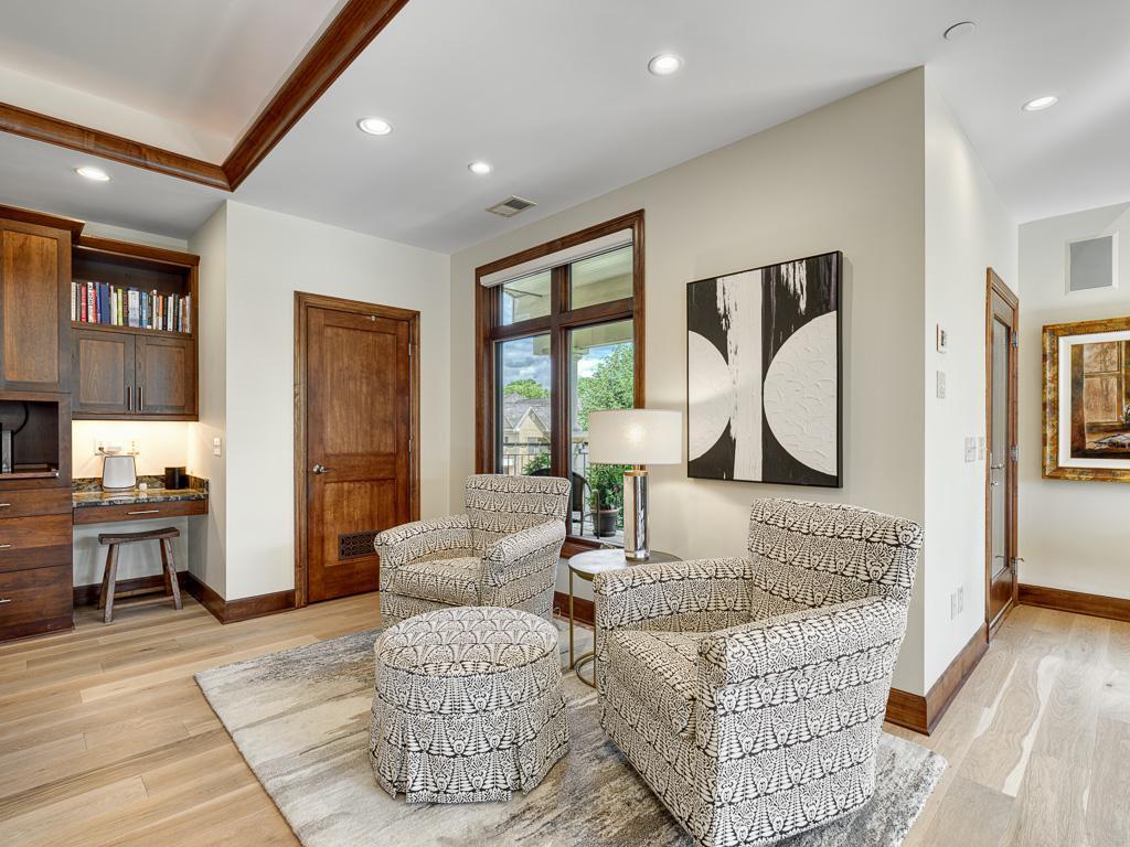 715 Linden St Unit 204, Saint Paul, MN, 55118, USA, 3 Bedrooms Bedrooms, ,3 BathroomsBathrooms,Condo,Contingent,715 Linden St Unit 204,6762730